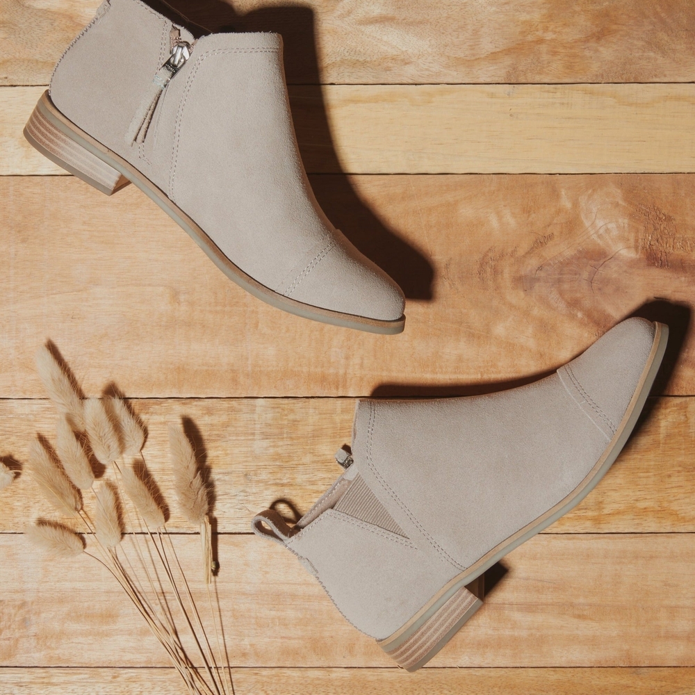 TOMS: Reese Taupe Suede Ankle Boot Size 9